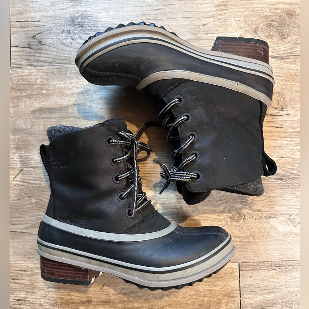 Sorel slimpack III 7.5 women’s